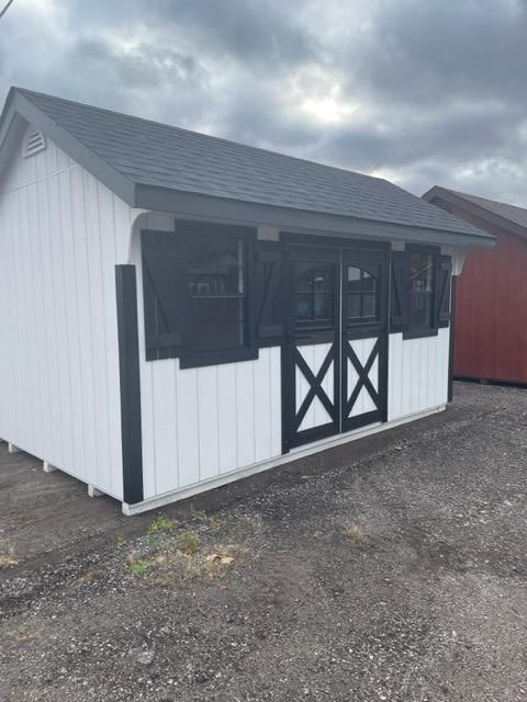 10x16 Deluxe Carriage House - Image 2