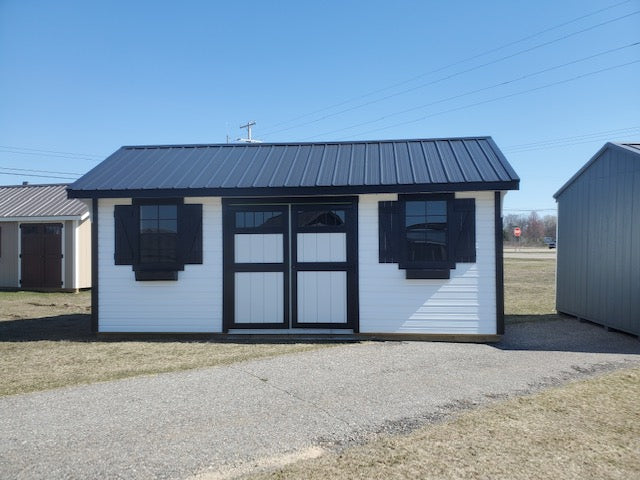 10x20 Deluxe Carriage House