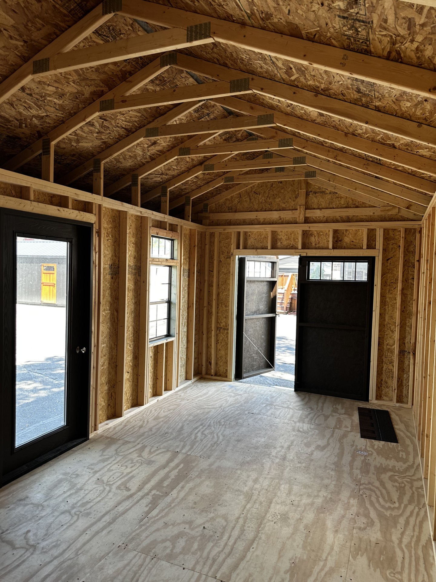 Karriage House-10x20 - Image 4