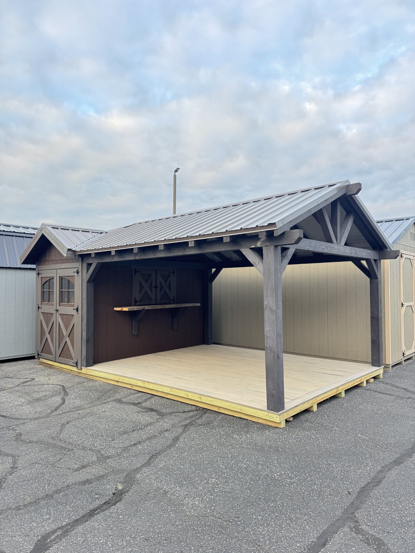 Pavilion/Bar - Image 2
