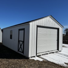 14X24 GARAGE IMG_3157-scaled